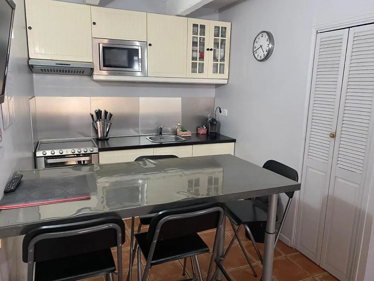 Le Domaine D'Alezen Villa Grans Holiday home