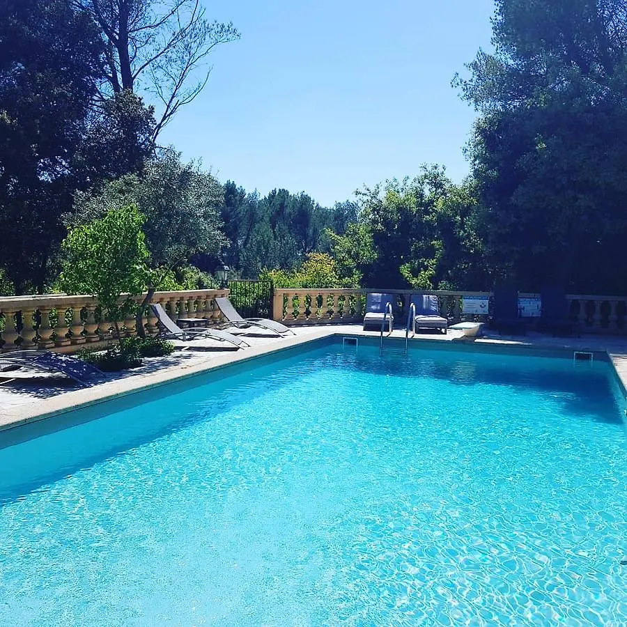 Holiday home Le Domaine D'Alezen Villa Grans