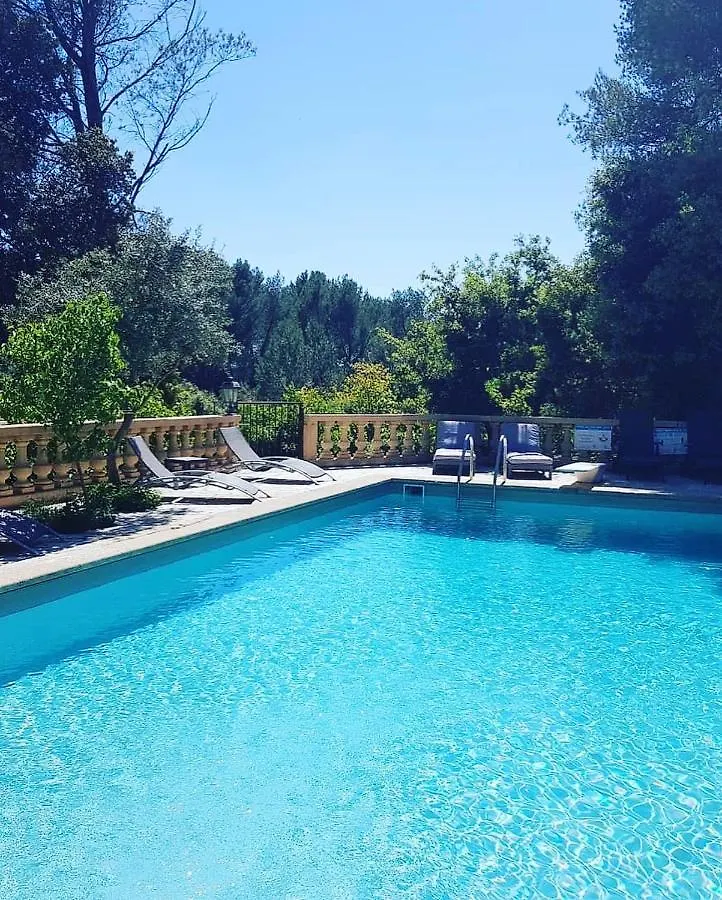 Le Domaine D'Alezen Villa Grans Holiday home