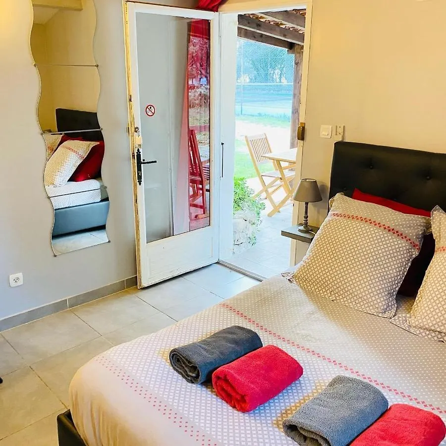 Holiday home Le Domaine D'Alezen Villa Grans
