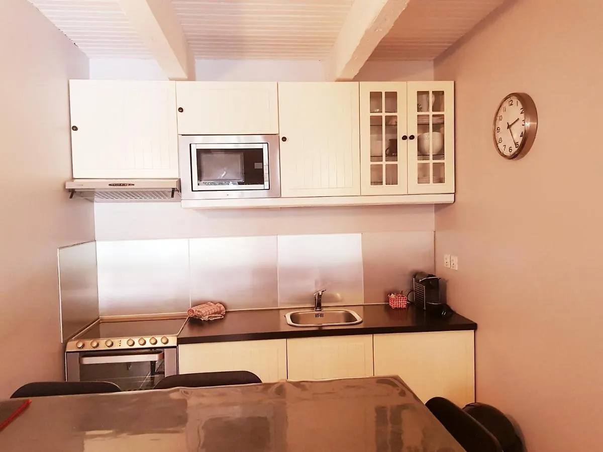 Le Domaine D'Alezen Villa Grans Holiday home