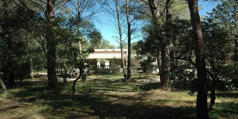 Le Domaine D'Alezen Villa Grans 0*,