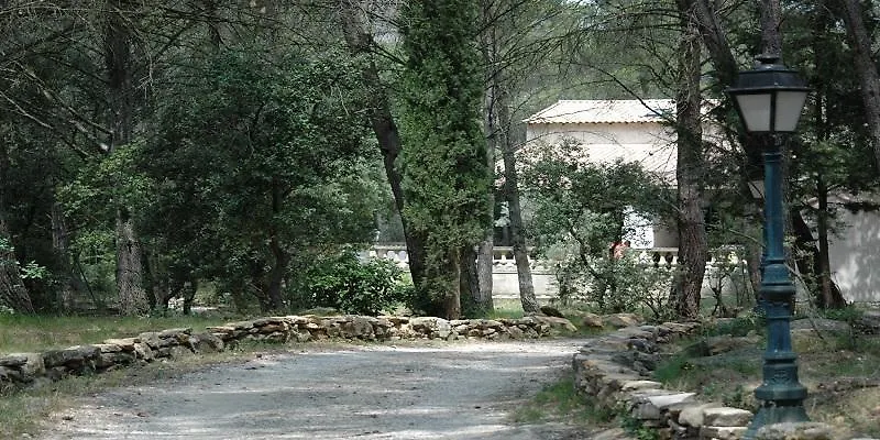 Le Domaine D'Alezen Villa Grans Holiday home
