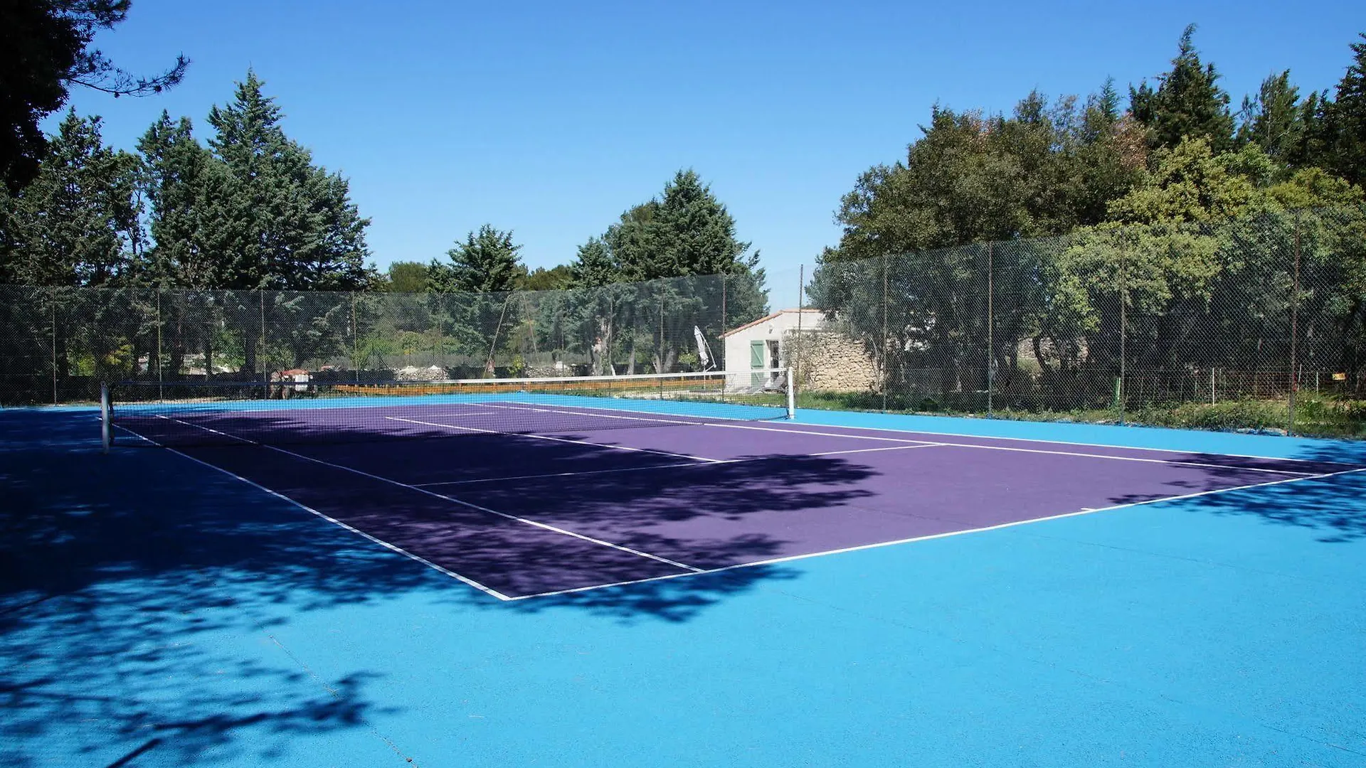 Le Domaine D'Alezen Villa Grans 0*,  France