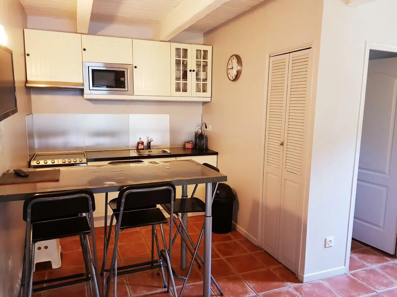 Le Domaine D'Alezen Villa Grans 0*,  France
